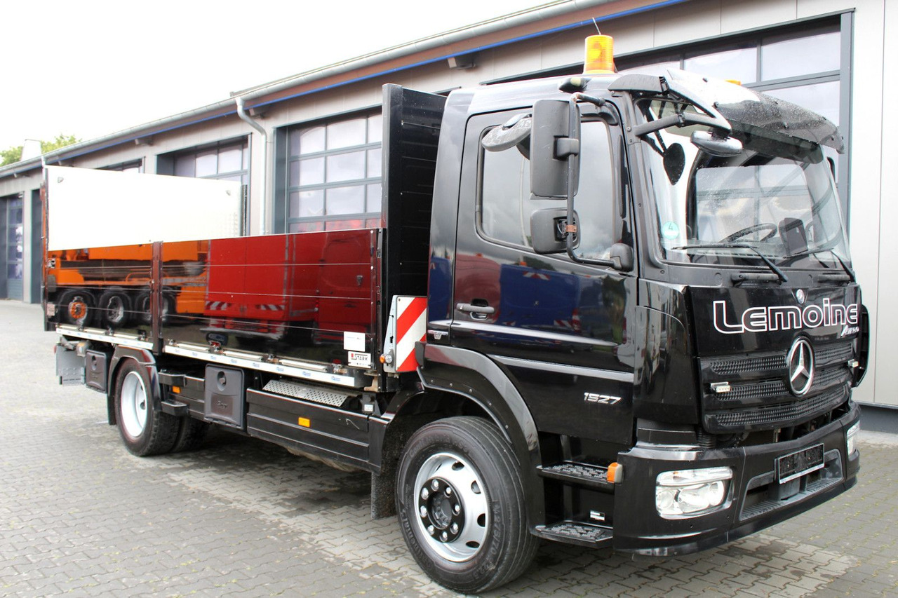 Mercedes-Benz Atego 1527 4x2 Pritsche + Ladebordwand - Nákladní automobil valníkový/ Plošinový: obrázek 1 Mercedes-Benz Atego 1527 4x2 Pritsche + Ladebordwand - Nákladní automobil valníkový/ Plošinový: obrázek 1
