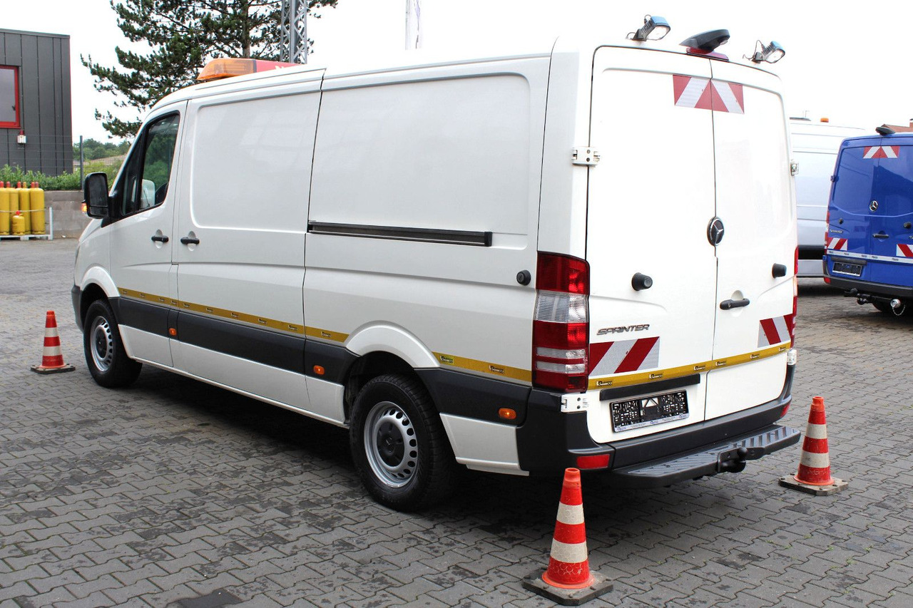 Mercedes-Benz Sprinter 316 CDI + Leistikow 1m³ HD-Spüler 3,5t - Čistič odpadových jam: obrázek 3 Mercedes-Benz Sprinter 316 CDI + Leistikow 1m³ HD-Spüler 3,5t - Čistič odpadových jam: obrázek 3