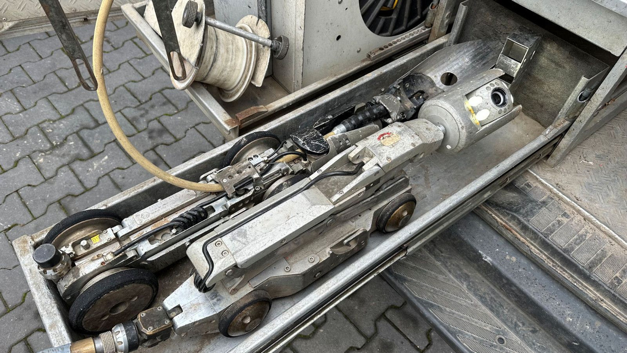 Mercedes-Benz Sprinter 516 CDI IBAK-TV Kamera Inspektion LISY - Čistič odpadových jam: obrázek 3 Mercedes-Benz Sprinter 516 CDI IBAK-TV Kamera Inspektion LISY - Čistič odpadových jam: obrázek 3