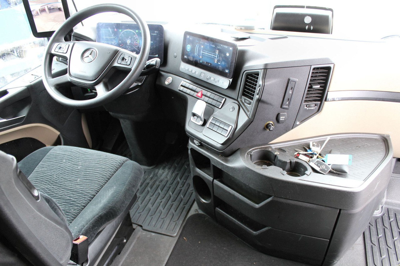 Mercedes-Benz Actros 1848 LS 4x2 BigSpace (MP5) Vollverspoiler leasing Mercedes-Benz Actros 1848 LS 4x2 BigSpace (MP5) Vollverspoiler: obrázek 17