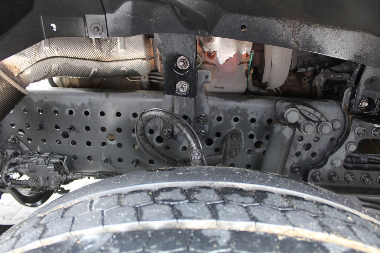 Mercedes-Benz Actros 1848 LS 4x2 BigSpace (MP5) Vollverspoiler leasing Mercedes-Benz Actros 1848 LS 4x2 BigSpace (MP5) Vollverspoiler: obrázek 11