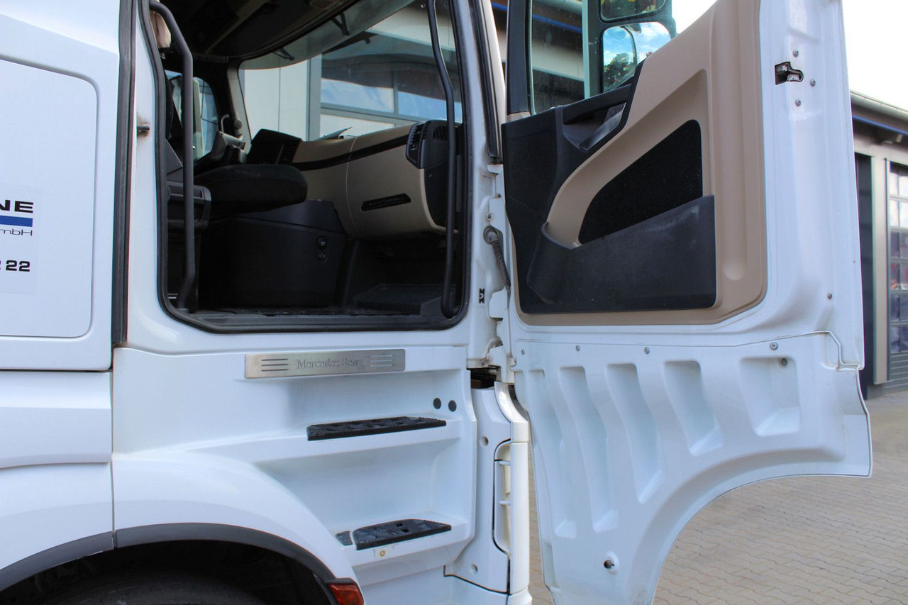 Tahač Mercedes-Benz Actros 1853 4x2 LS +Hydraulik + neuer AT-Motor: obrázek 7