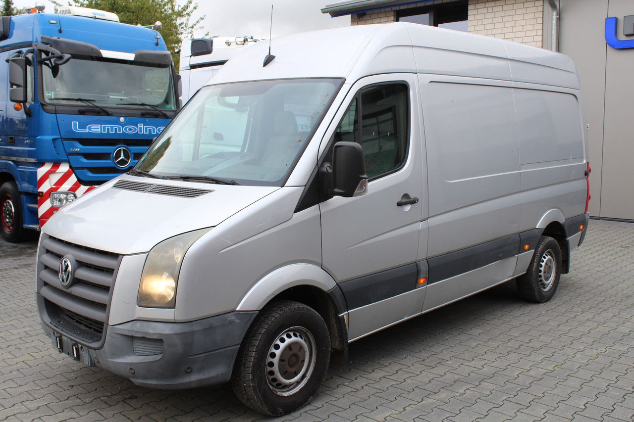 Volkswagen Crafter 2.5 TDI Kasten 3,5 t + AHK, Klima, - Furgon: obrázek 2 Volkswagen Crafter 2.5 TDI Kasten 3,5 t + AHK, Klima, - Furgon: obrázek 2