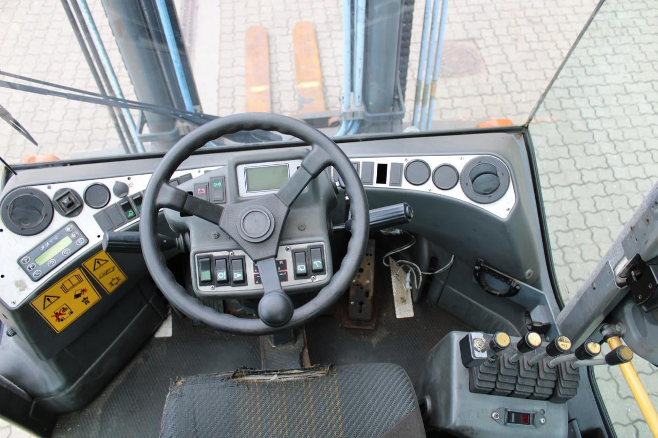 Kalmar DCE90-6L - Dieselový vysokozdvižný vozík: obrázek 4 Kalmar DCE90-6L - Dieselový vysokozdvižný vozík: obrázek 4