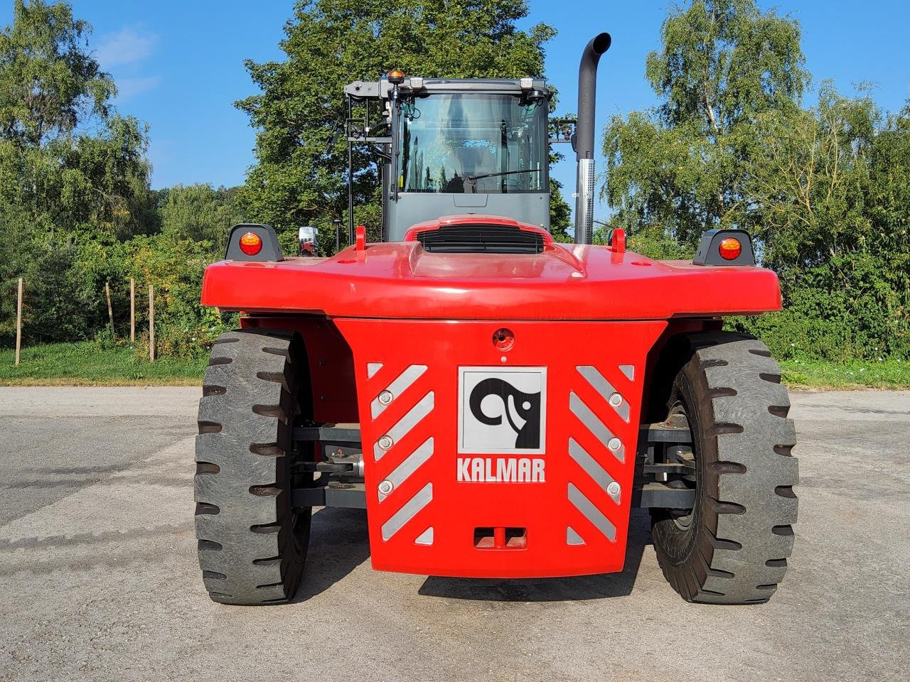 Kalmar DCG330-12 - Dieselový vysokozdvižný vozík: obrázek 3 Kalmar DCG330-12 - Dieselový vysokozdvižný vozík: obrázek 3