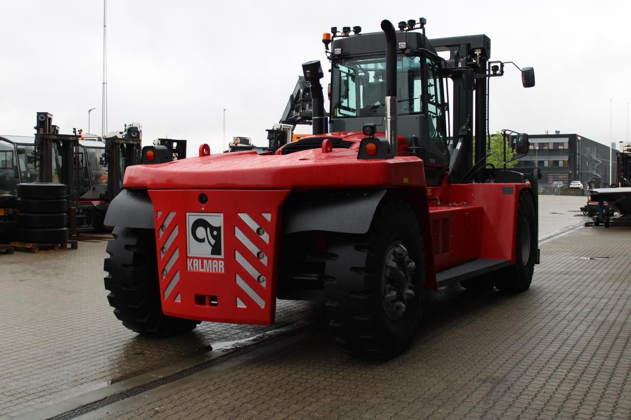 Kalmar DCG330-12LB - Kontejnerový manipulátor: obrázek 3 Kalmar DCG330-12LB - Kontejnerový manipulátor: obrázek 3