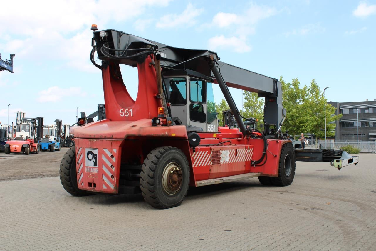 Kalmar DRF100-54S6 - Reach stacker: obrázek 3 Kalmar DRF100-54S6 - Reach stacker: obrázek 3