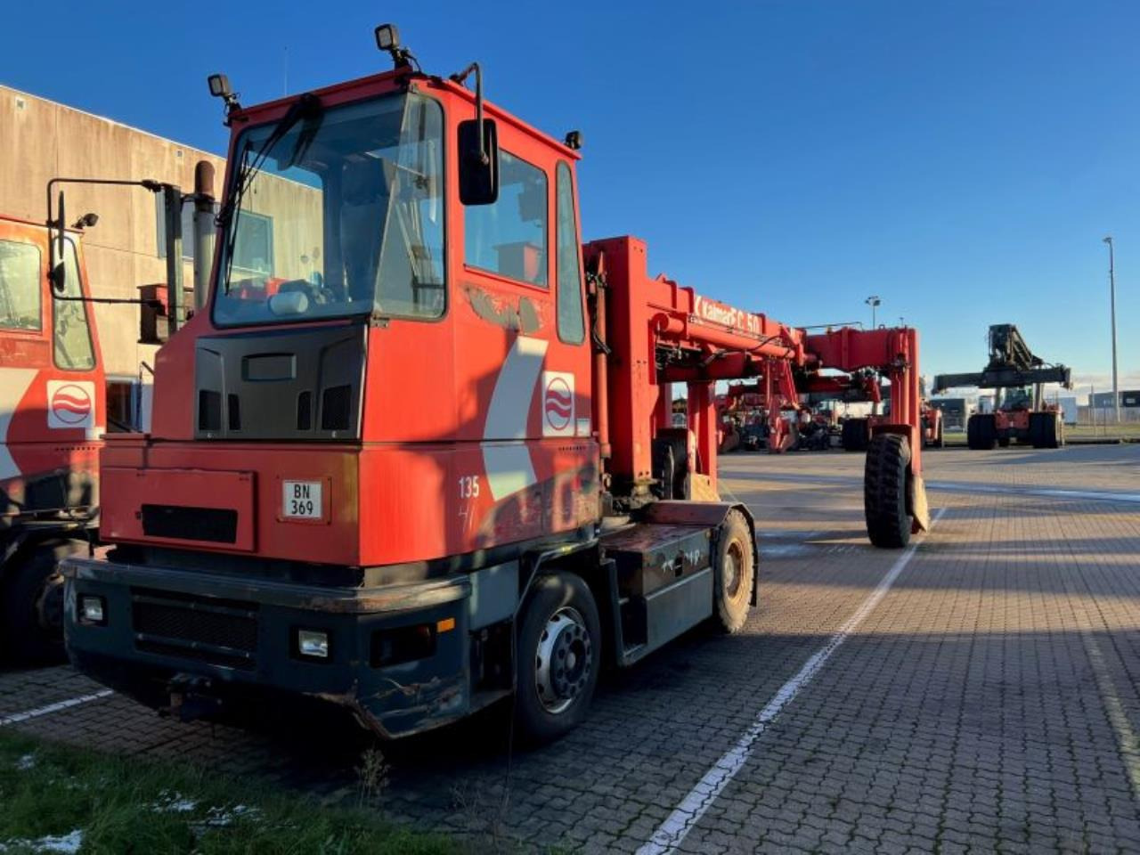 Kalmar TT618 - Terminálový traktor: obrázek 2 Kalmar TT618 - Terminálový traktor: obrázek 2