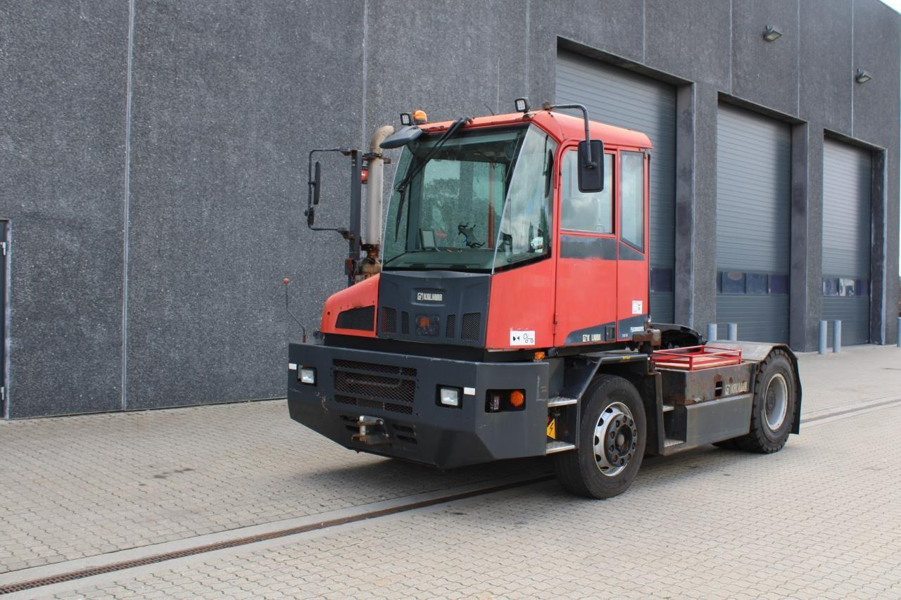 Kalmar TT618I - Terminálový traktor: obrázek 2 Kalmar TT618I - Terminálový traktor: obrázek 2