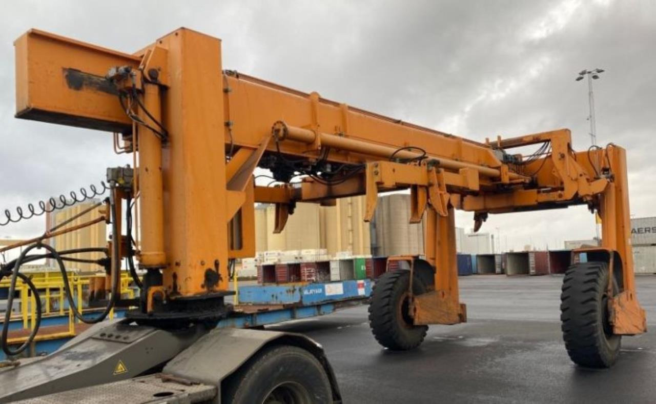 SISU FC 50 AL - Přístavní zařízení: obrázek 2 SISU FC 50 AL - Přístavní zařízení: obrázek 2