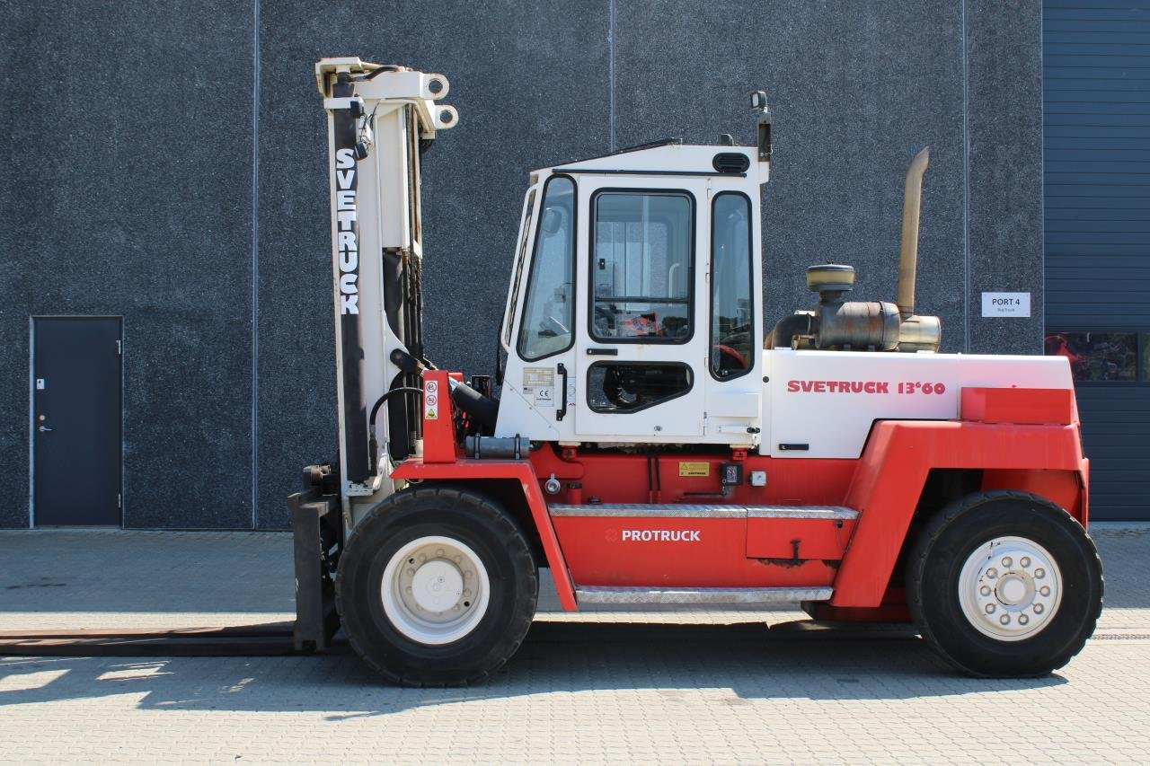SveTruck 13660-32 - Dieselový vysokozdvižný vozík: obrázek 1 SveTruck 13660-32 - Dieselový vysokozdvižný vozík: obrázek 1