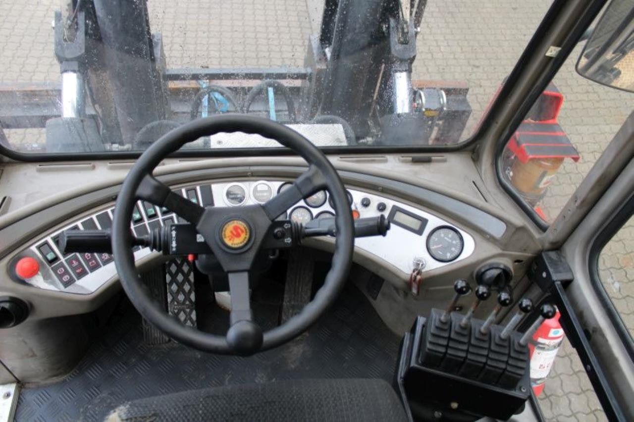 SveTruck 15120-35 - Dieselový vysokozdvižný vozík: obrázek 4 SveTruck 15120-35 - Dieselový vysokozdvižný vozík: obrázek 4