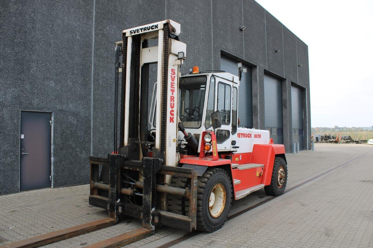 SveTruck 16120 - Dieselový vysokozdvižný vozík: obrázek 3 SveTruck 16120 - Dieselový vysokozdvižný vozík: obrázek 3