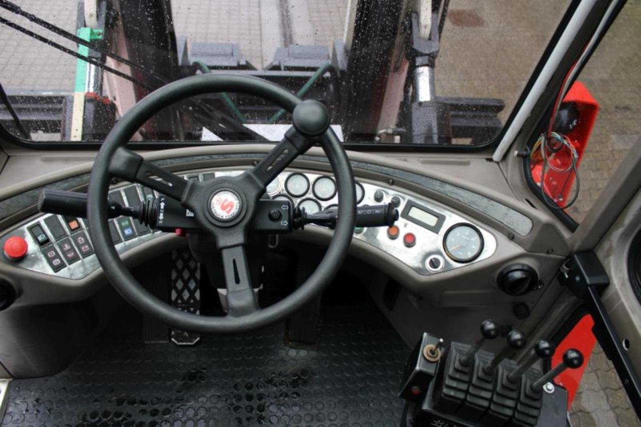 SveTruck 1875-33 - Dieselový vysokozdvižný vozík: obrázek 4 SveTruck 1875-33 - Dieselový vysokozdvižný vozík: obrázek 4