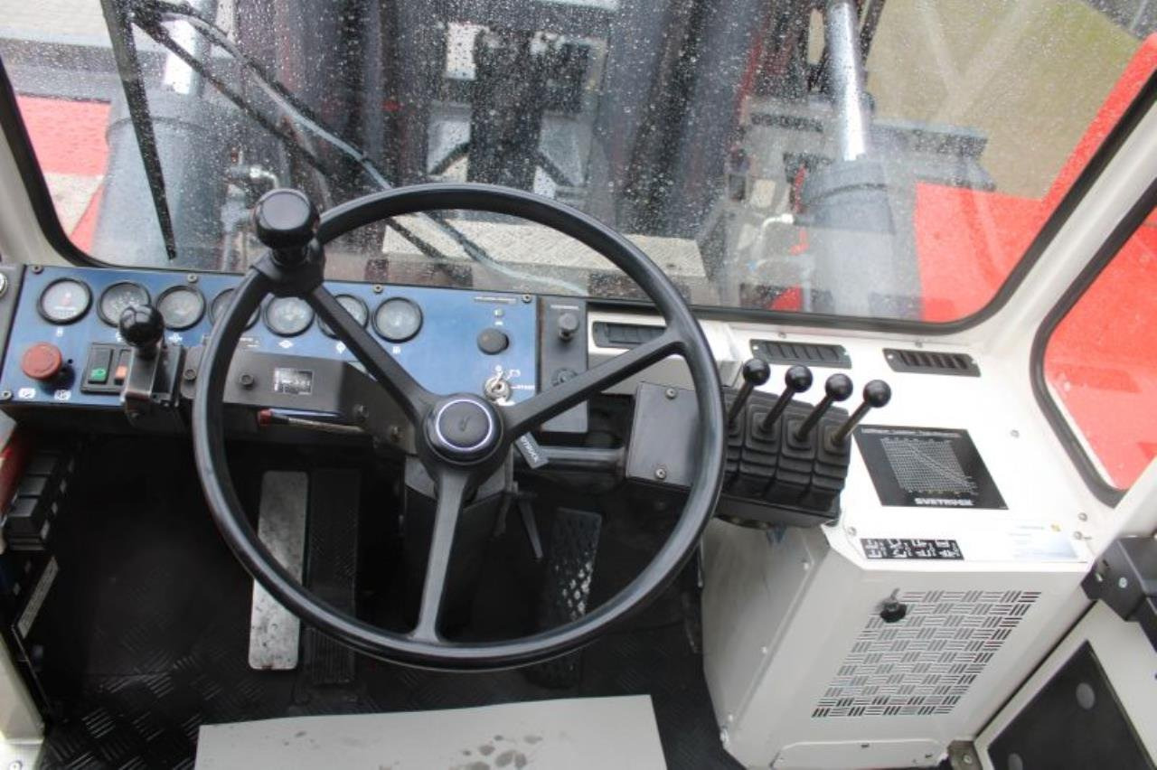SveTruck 32120-46 - Dieselový vysokozdvižný vozík: obrázek 4 SveTruck 32120-46 - Dieselový vysokozdvižný vozík: obrázek 4