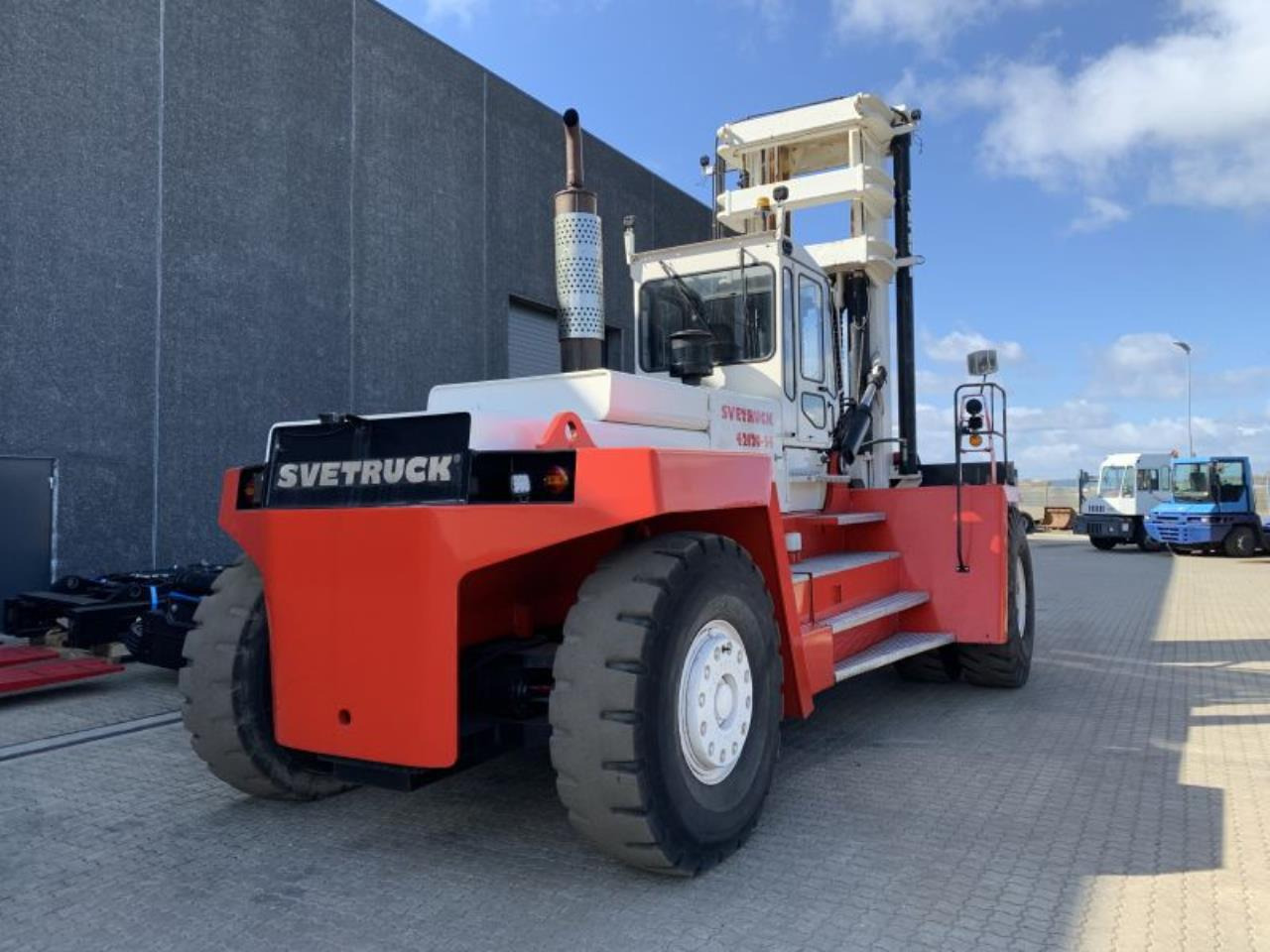 SveTruck 42120-54 - Dieselový vysokozdvižný vozík: obrázek 3 SveTruck 42120-54 - Dieselový vysokozdvižný vozík: obrázek 3
