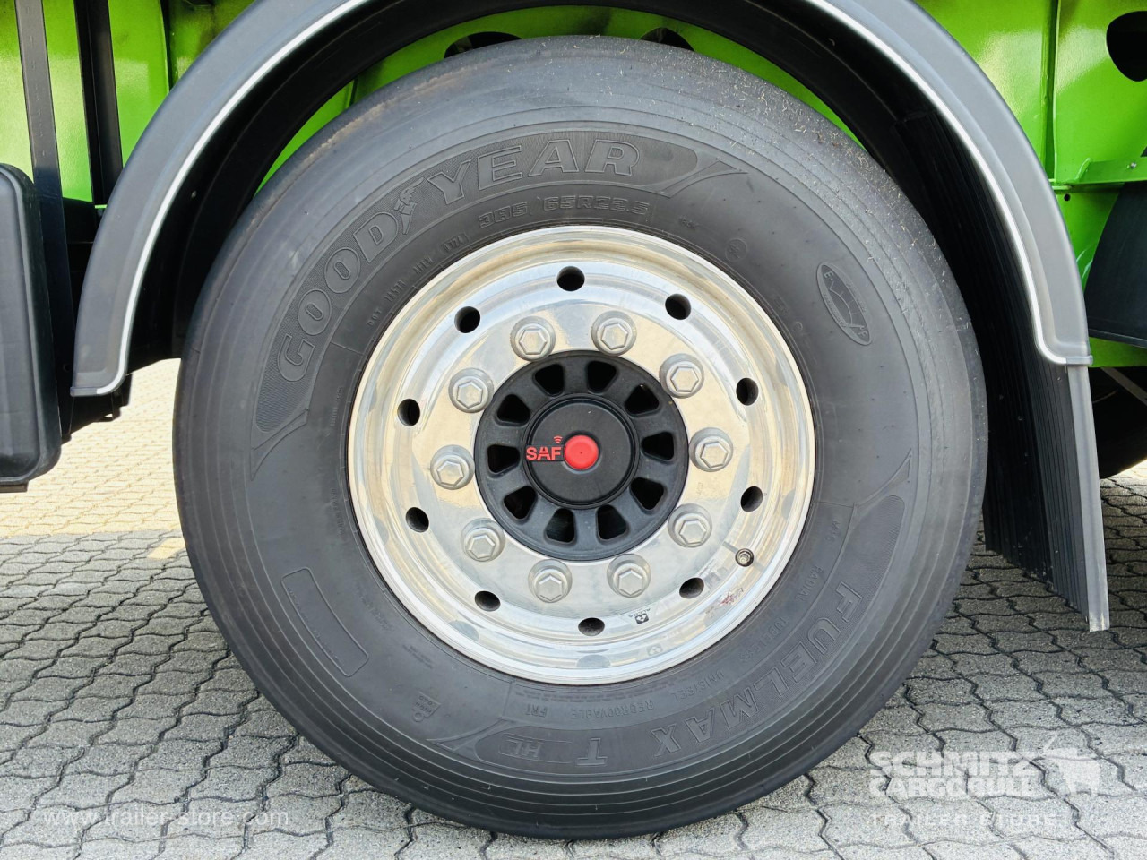 BERGER Auflieger Curtainsider Standard - Plachtový návěs: obrázek 4 BERGER Auflieger Curtainsider Standard - Plachtový návěs: obrázek 4