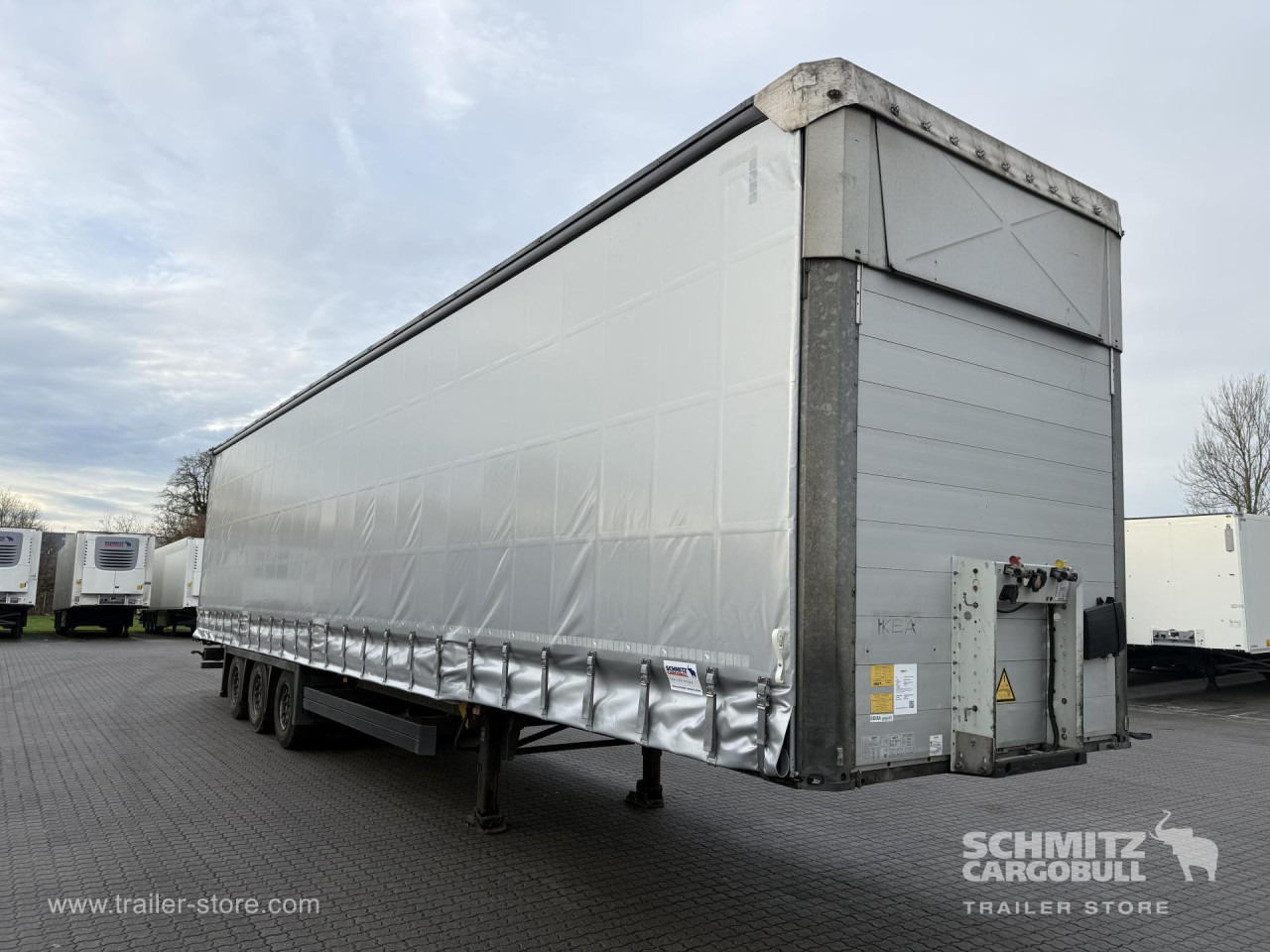 SCHMITZ Auflieger Curtainsider Mega - Plachtový návěs: obrázek 1 SCHMITZ Auflieger Curtainsider Mega - Plachtový návěs: obrázek 1