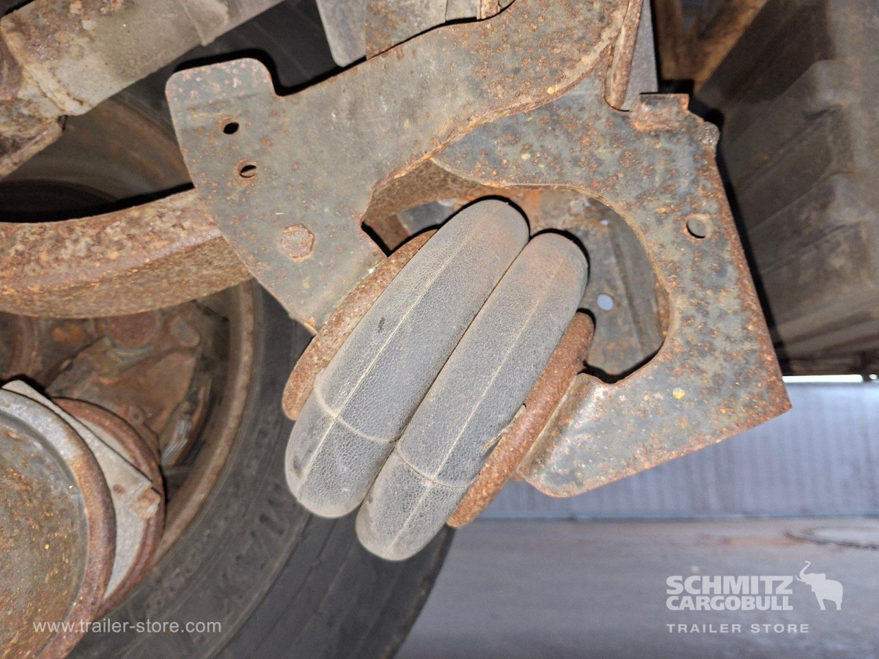 SCHMITZ Auflieger Tiefkühler Standard Double deck - Izotermický návěs: obrázek 2 SCHMITZ Auflieger Tiefkühler Standard Double deck - Izotermický návěs: obrázek 2