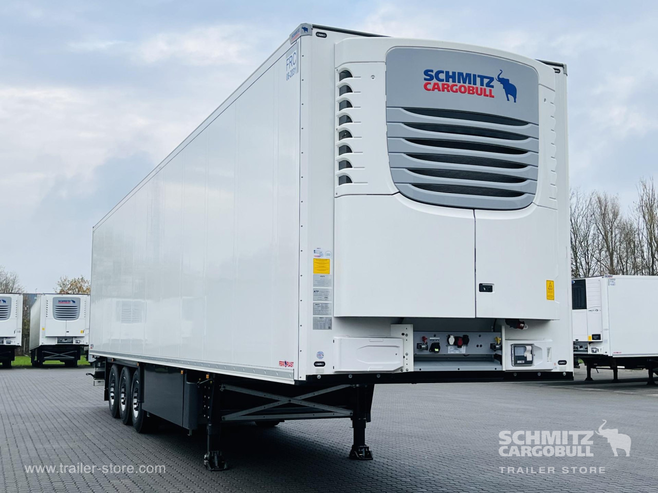 SCHMITZ Auflieger Tiefkühler Standard Double deck - Izotermický návěs: obrázek 1 SCHMITZ Auflieger Tiefkühler Standard Double deck - Izotermický návěs: obrázek 1