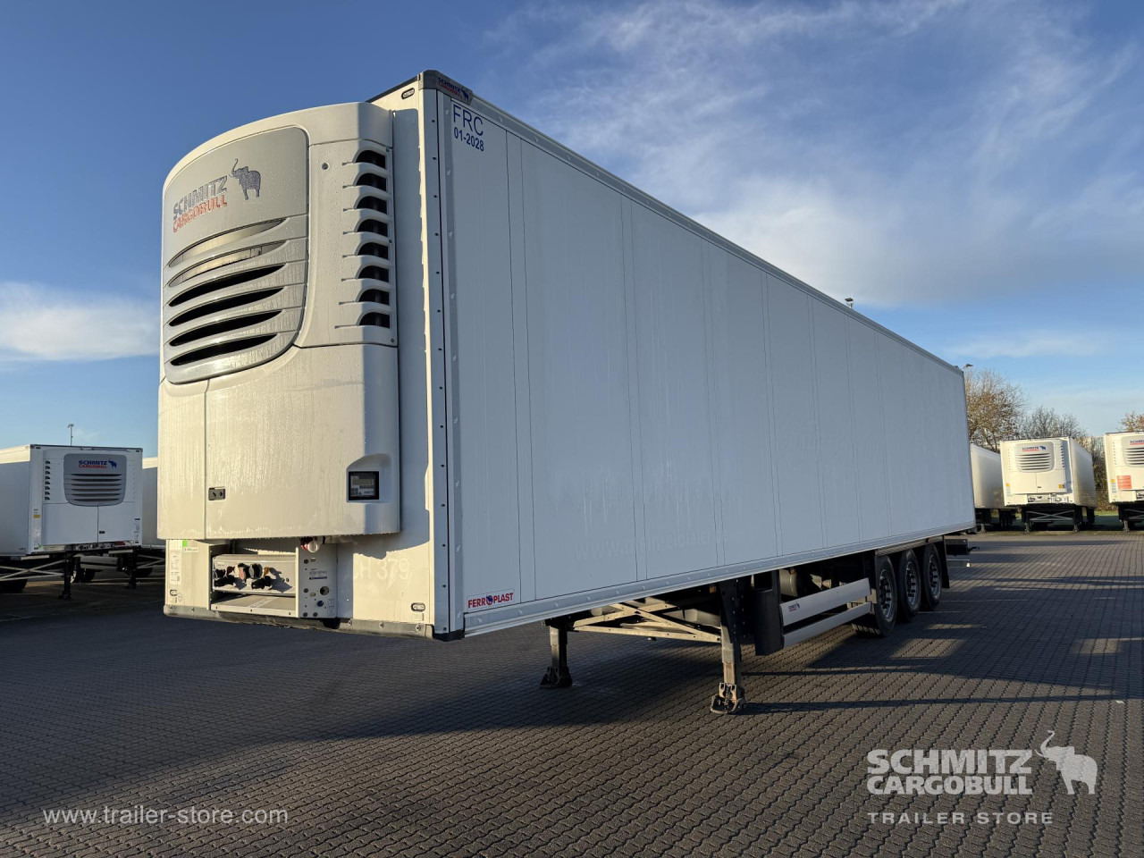 SCHMITZ Auflieger Tiefkühler Standard Double deck - Izotermický návěs: obrázek 1 SCHMITZ Auflieger Tiefkühler Standard Double deck - Izotermický návěs: obrázek 1