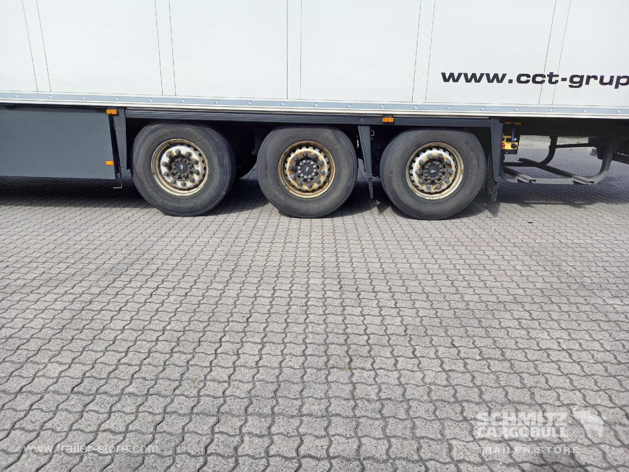 SCHMITZ Auflieger Tiefkühler Standard Double deck - Izotermický návěs: obrázek 2 SCHMITZ Auflieger Tiefkühler Standard Double deck - Izotermický návěs: obrázek 2