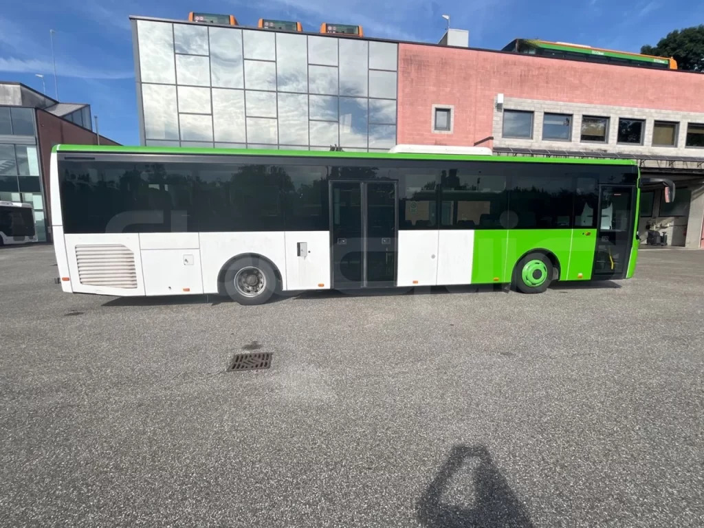 N.1 IVECO CROSSWAY LE – Anno 2014 - Autobus příměstský: obrázek 5 N.1 IVECO CROSSWAY LE – Anno 2014 - Autobus příměstský: obrázek 5