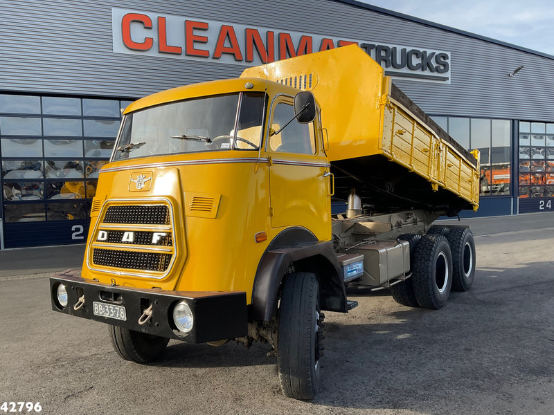 DAF AZ 1900 DS 420 6x6 Driezijdige kipper "Oldtimer" - Sklápěč: obrázek 1 DAF AZ 1900 DS 420 6x6 Driezijdige kipper "Oldtimer" - Sklápěč: obrázek 1