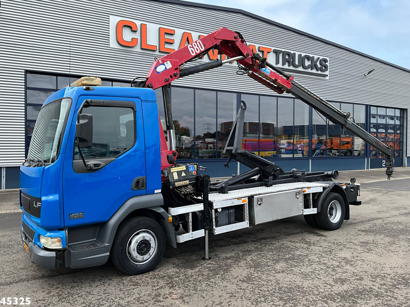 DAF FA 45 LF 180 HMF 7 Tonmeter laadkraan - Hákový nosič kontejnerů, Auto s hydraulickou rukou: obrázek 1 DAF FA 45 LF 180 HMF 7 Tonmeter laadkraan - Hákový nosič kontejnerů, Auto s hydraulickou rukou: obrázek 1