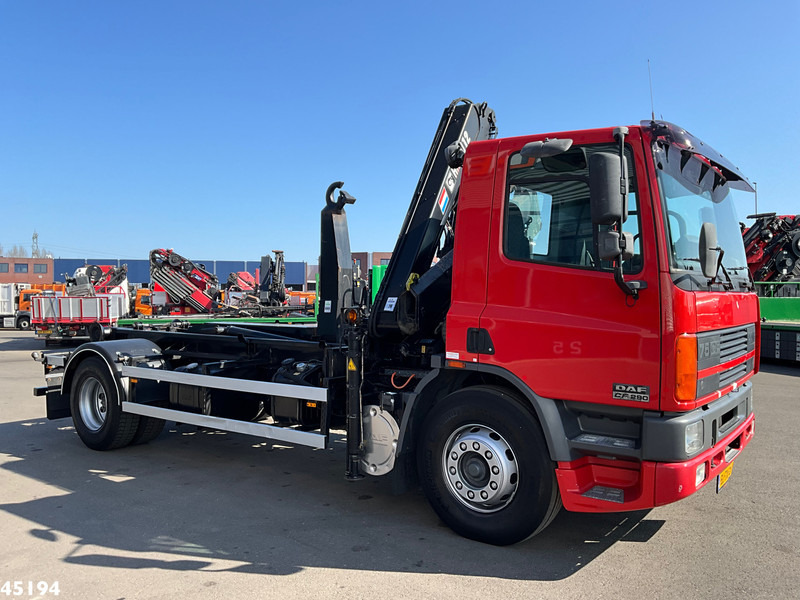 DAF FA 75.290 ATI Hiab 11 Tonmeter laadkraan Just 84.508 km! - Hákový nosič kontejnerů, Auto s hydraulickou rukou: obrázek 4 DAF FA 75.290 ATI Hiab 11 Tonmeter laadkraan Just 84.508 km! - Hákový nosič kontejnerů, Auto s hydraulickou rukou: obrázek 4