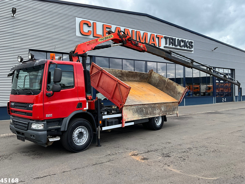 DAF FA 75 CF 360 Palfinger 12 Tonmeter laadkraan - Sklápěč, Auto s hydraulickou rukou: obrázek 2 DAF FA 75 CF 360 Palfinger 12 Tonmeter laadkraan - Sklápěč, Auto s hydraulickou rukou: obrázek 2
