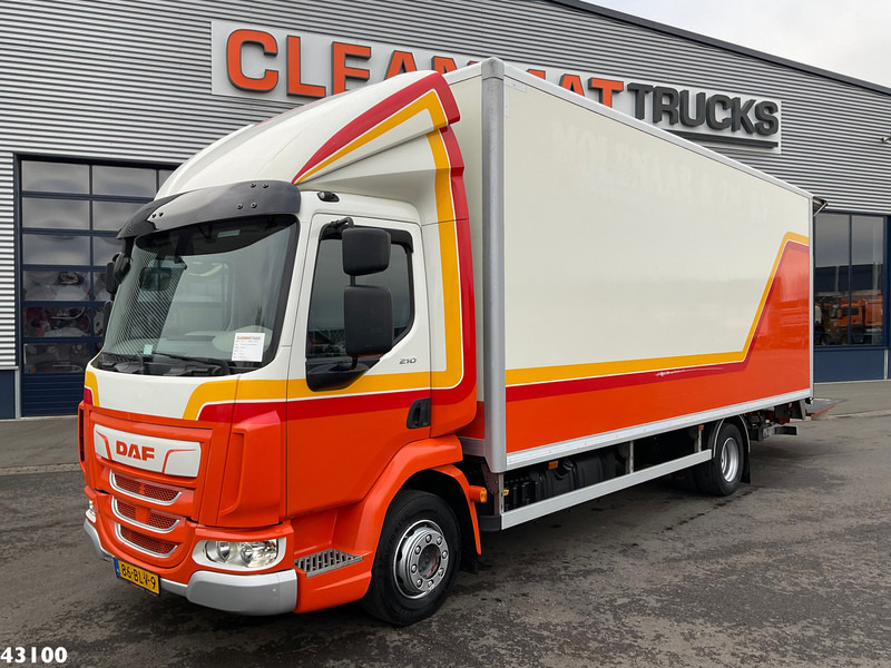 Skříňový nákladní auto DAF FA LF 210 Euro 6 with DHollandia taillift: obrázek 1