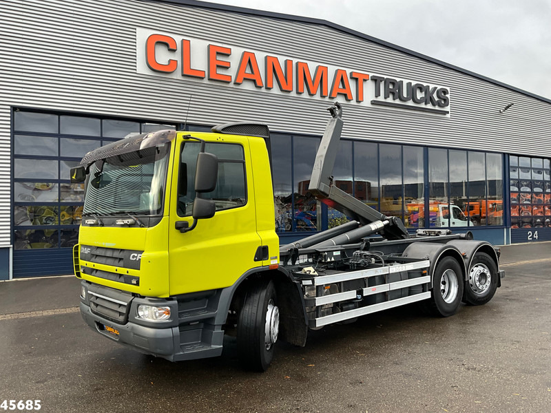 DAF FAN 75 CF 310 VDL 21 Ton haakarmsysteem - Hákový nosič kontejnerů: obrázek 1 DAF FAN 75 CF 310 VDL 21 Ton haakarmsysteem - Hákový nosič kontejnerů: obrázek 1