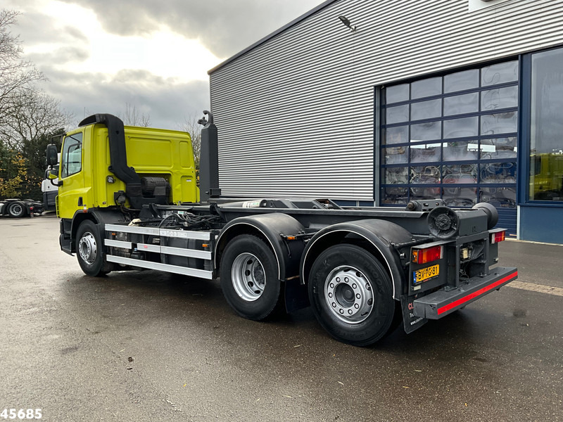 DAF FAN 75 CF 310 VDL 21 Ton haakarmsysteem - Hákový nosič kontejnerů: obrázek 4 DAF FAN 75 CF 310 VDL 21 Ton haakarmsysteem - Hákový nosič kontejnerů: obrázek 4