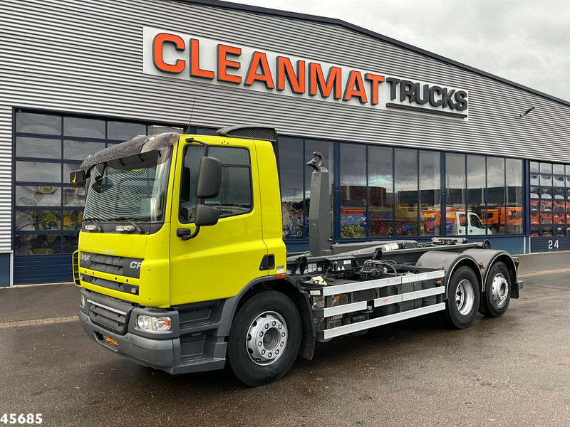 DAF FAN 75 CF 310 VDL 21 Ton haakarmsysteem - Hákový nosič kontejnerů: obrázek 2 DAF FAN 75 CF 310 VDL 21 Ton haakarmsysteem - Hákový nosič kontejnerů: obrázek 2