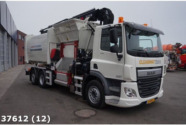 DAF FAN CF 330 Welvaarts weegsysteem 21 ton/meter laadkraan - Vůz na odvoz odpadků: obrázek 4 DAF FAN CF 330 Welvaarts weegsysteem 21 ton/meter laadkraan - Vůz na odvoz odpadků: obrázek 4