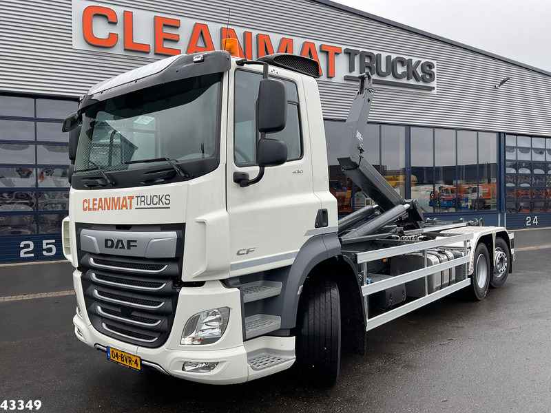 DAF FAN CF 430 VDL 21 Ton haakarmsysteem - Hákový nosič kontejnerů: obrázek 1 DAF FAN CF 430 VDL 21 Ton haakarmsysteem - Hákový nosič kontejnerů: obrázek 1
