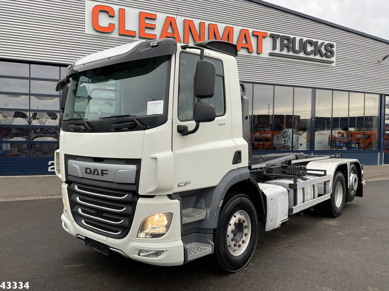 DAF FAN CF 450 Euro 6 ZF Intarder VDL 21 Ton haakarmsysteem - Hákový nosič kontejnerů: obrázek 2 DAF FAN CF 450 Euro 6 ZF Intarder VDL 21 Ton haakarmsysteem - Hákový nosič kontejnerů: obrázek 2