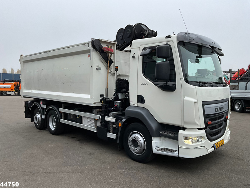 DAF FAN LF 220 Euro 6 Hiab 11 Tonmeter laadkraan Just 166.649 Km! - Sklápěč, Auto s hydraulickou rukou: obrázek 3 DAF FAN LF 220 Euro 6 Hiab 11 Tonmeter laadkraan Just 166.649 Km! - Sklápěč, Auto s hydraulickou rukou: obrázek 3