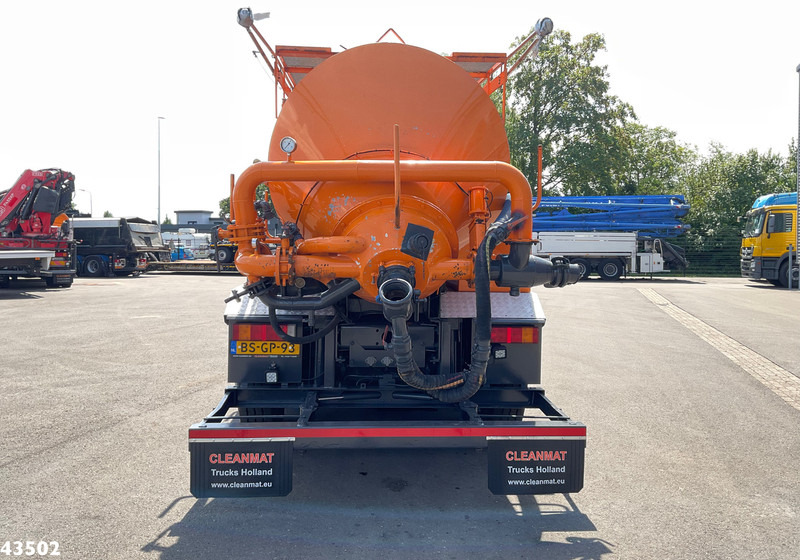 DAF FAX 85 CF 340 Droge stoffen blaas installatie Just 21.613 km! - Čistič odpadových jam: obrázek 4 DAF FAX 85 CF 340 Droge stoffen blaas installatie Just 21.613 km! - Čistič odpadových jam: obrázek 4