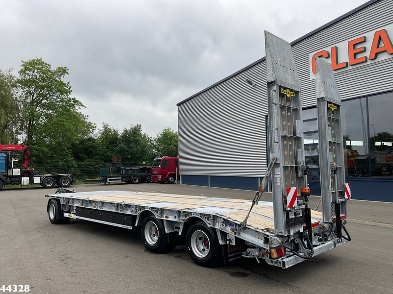 Humbaur 3-assige aanhangwagen met oprijrampen - Přívěs na přepravu automobilů: obrázek 2 Humbaur 3-assige aanhangwagen met oprijrampen - Přívěs na přepravu automobilů: obrázek 2