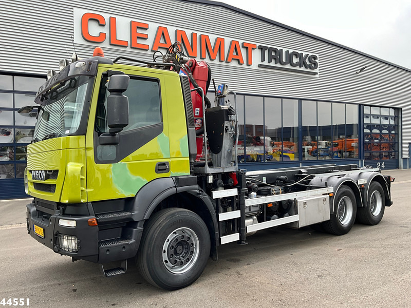 Iveco AD260T41 6x4 HMF 16 Tonmeter Z-kraan - Nákladní auto - kabelový systém, Auto s hydraulickou rukou: obrázek 2 Iveco AD260T41 6x4 HMF 16 Tonmeter Z-kraan - Nákladní auto - kabelový systém, Auto s hydraulickou rukou: obrázek 2
