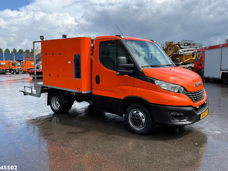 Iveco Daily 35C14 Euro 6 ROM Toilet servicewagen - Čistič odpadových jam: obrázek 3 Iveco Daily 35C14 Euro 6 ROM Toilet servicewagen - Čistič odpadových jam: obrázek 3
