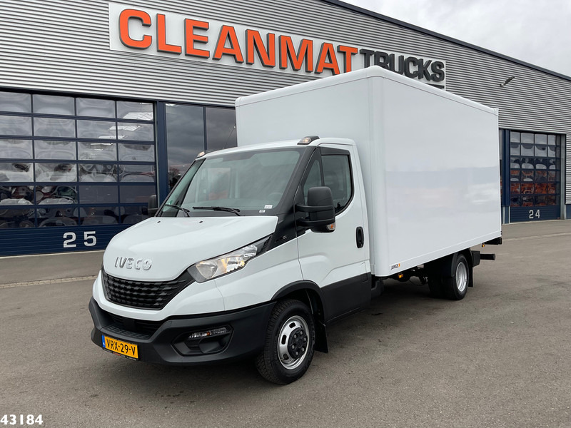 Iveco Daily 35C16 2.3 met laadklep - Skříňový nákladní auto: obrázek 1 Iveco Daily 35C16 2.3 met laadklep - Skříňový nákladní auto: obrázek 1