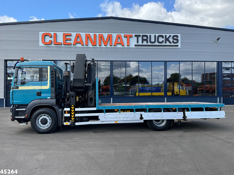 MAN TGA 18.310 4X4H Manual Palfinger 36 Tonmeter laadkraan Just 226.172 km! - Auto s hydraulickou rukou: obrázek 4 MAN TGA 18.310 4X4H Manual Palfinger 36 Tonmeter laadkraan Just 226.172 km! - Auto s hydraulickou rukou: obrázek 4