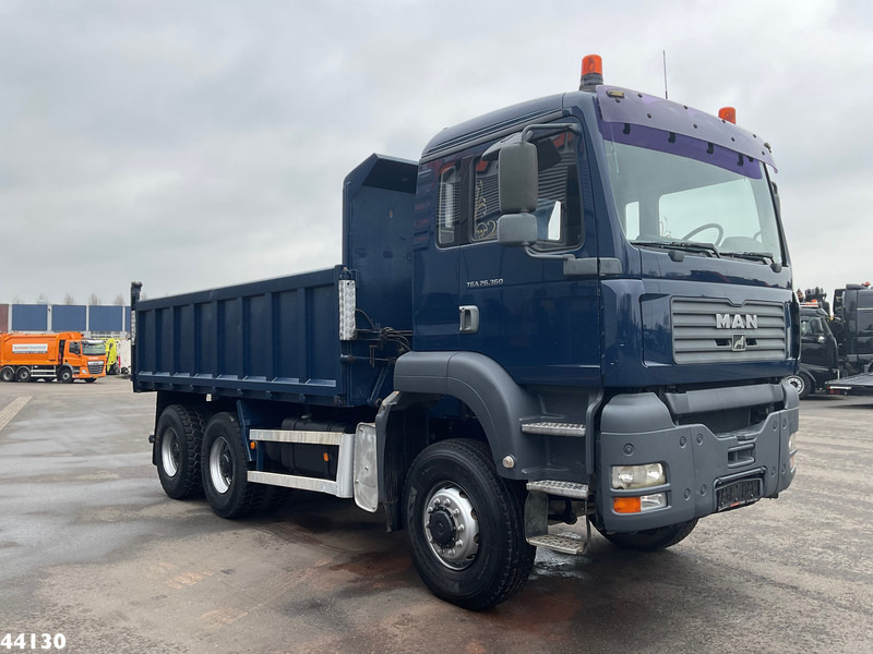 MAN TGA 33.363 6x6 Kipper 12m³ Manual Full steel - Sklápěč: obrázek 5 MAN TGA 33.363 6x6 Kipper 12m³ Manual Full steel - Sklápěč: obrázek 5