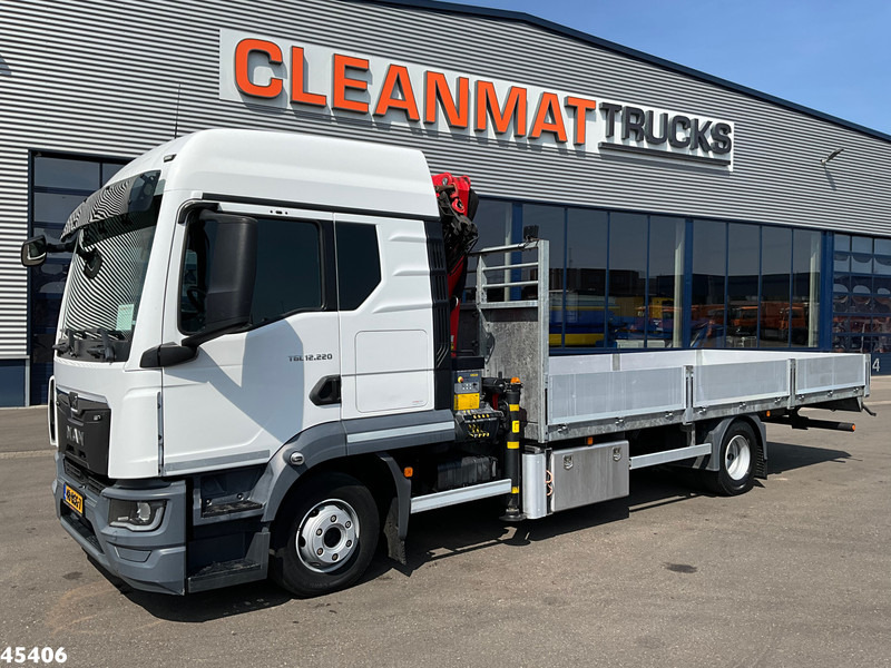 MAN TGL 12.220 Euro 6 Palfinger 11 Tonmeter laadkraan Just 54.870 km! - Auto s hydraulickou rukou: obrázek 2 MAN TGL 12.220 Euro 6 Palfinger 11 Tonmeter laadkraan Just 54.870 km! - Auto s hydraulickou rukou: obrázek 2