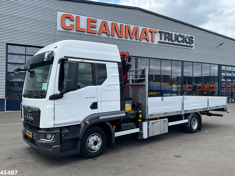 MAN TGL 12.220 Euro 6 Palfinger 11 Tonmeter laadkraan Just 60.518 km! - Auto s hydraulickou rukou: obrázek 2 MAN TGL 12.220 Euro 6 Palfinger 11 Tonmeter laadkraan Just 60.518 km! - Auto s hydraulickou rukou: obrázek 2