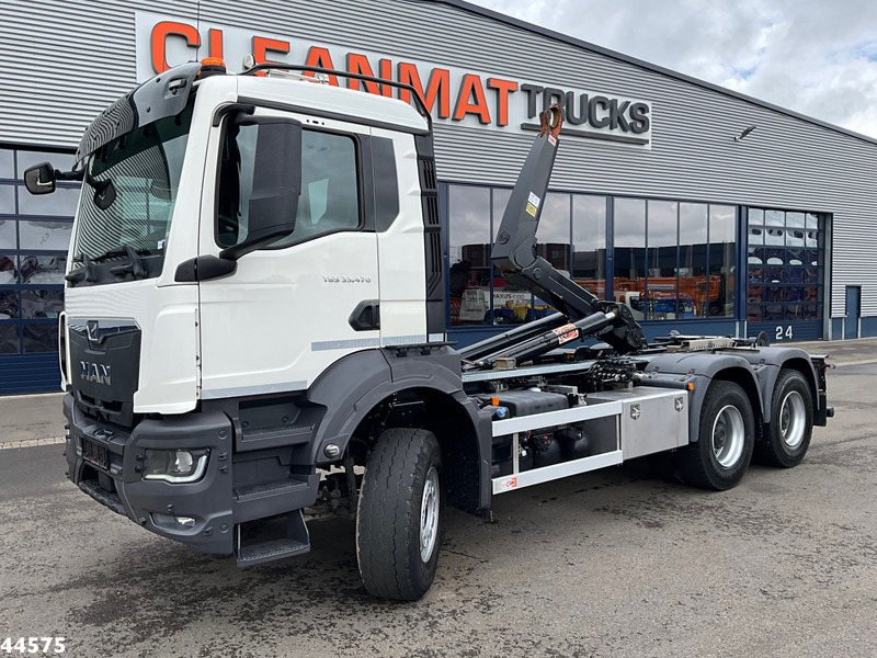 MAN TGS 33.470 6x4 Euro 6 Full Steel AJK 20 Ton haakarmsysteem - Hákový nosič kontejnerů: obrázek 1 MAN TGS 33.470 6x4 Euro 6 Full Steel AJK 20 Ton haakarmsysteem - Hákový nosič kontejnerů: obrázek 1