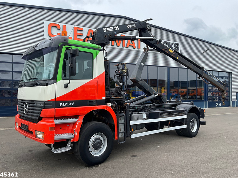 Mercedes-Benz Actros 1931 AK 4x4 Hiab 12 Tonmeter laadkraan - Hákový nosič kontejnerů, Auto s hydraulickou rukou: obrázek 1 Mercedes-Benz Actros 1931 AK 4x4 Hiab 12 Tonmeter laadkraan - Hákový nosič kontejnerů, Auto s hydraulickou rukou: obrázek 1